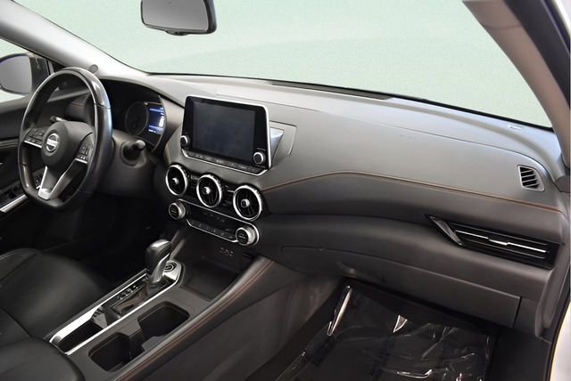 Used 2020 Nissan Sentra SR w/ Premium Package image 18
