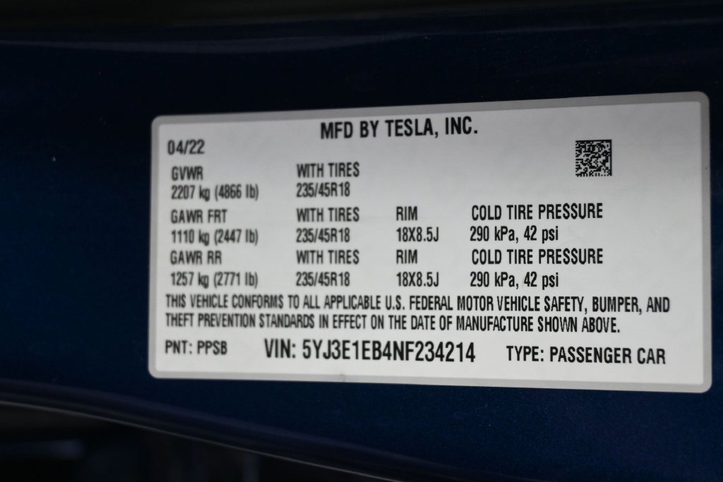 Used 2022 Tesla Model 3 Long Range AWD/4WD image 5
