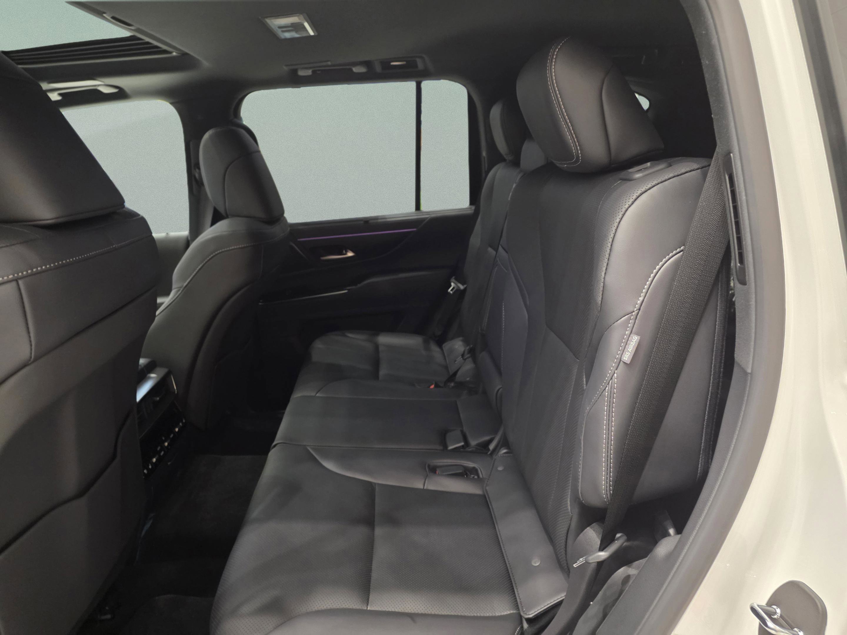 New 2026 Lexus LX 700h Luxury image 16