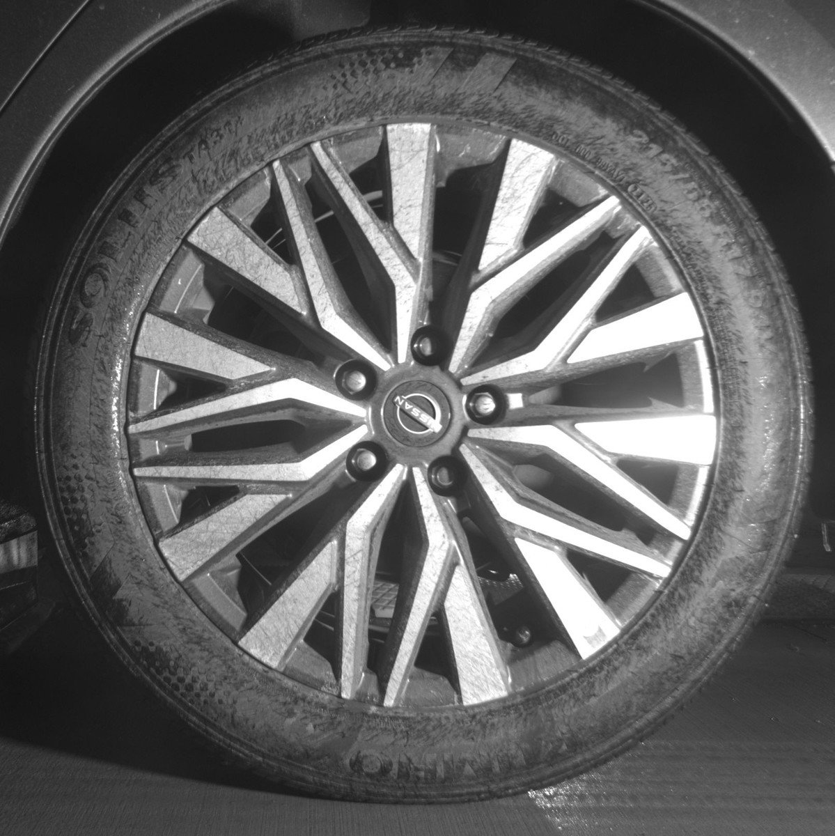 Used 2025 Nissan Altima 2.5 SV FWD image 14