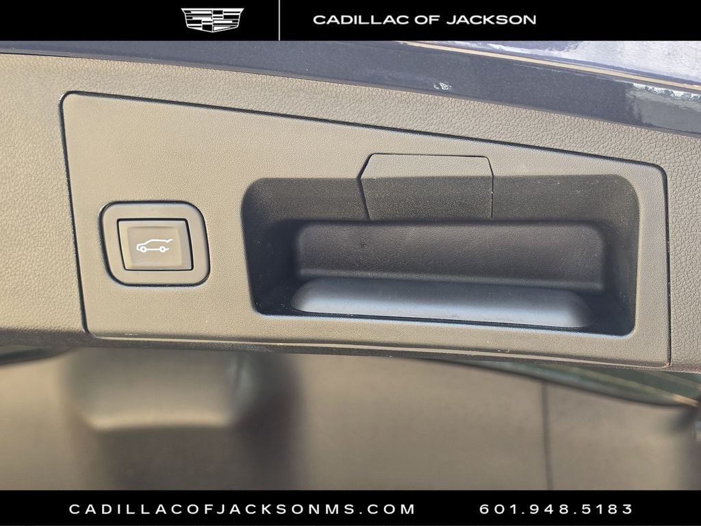 Certified 2025 Cadillac XT4 Premium Luxury AWD/4WD image 26