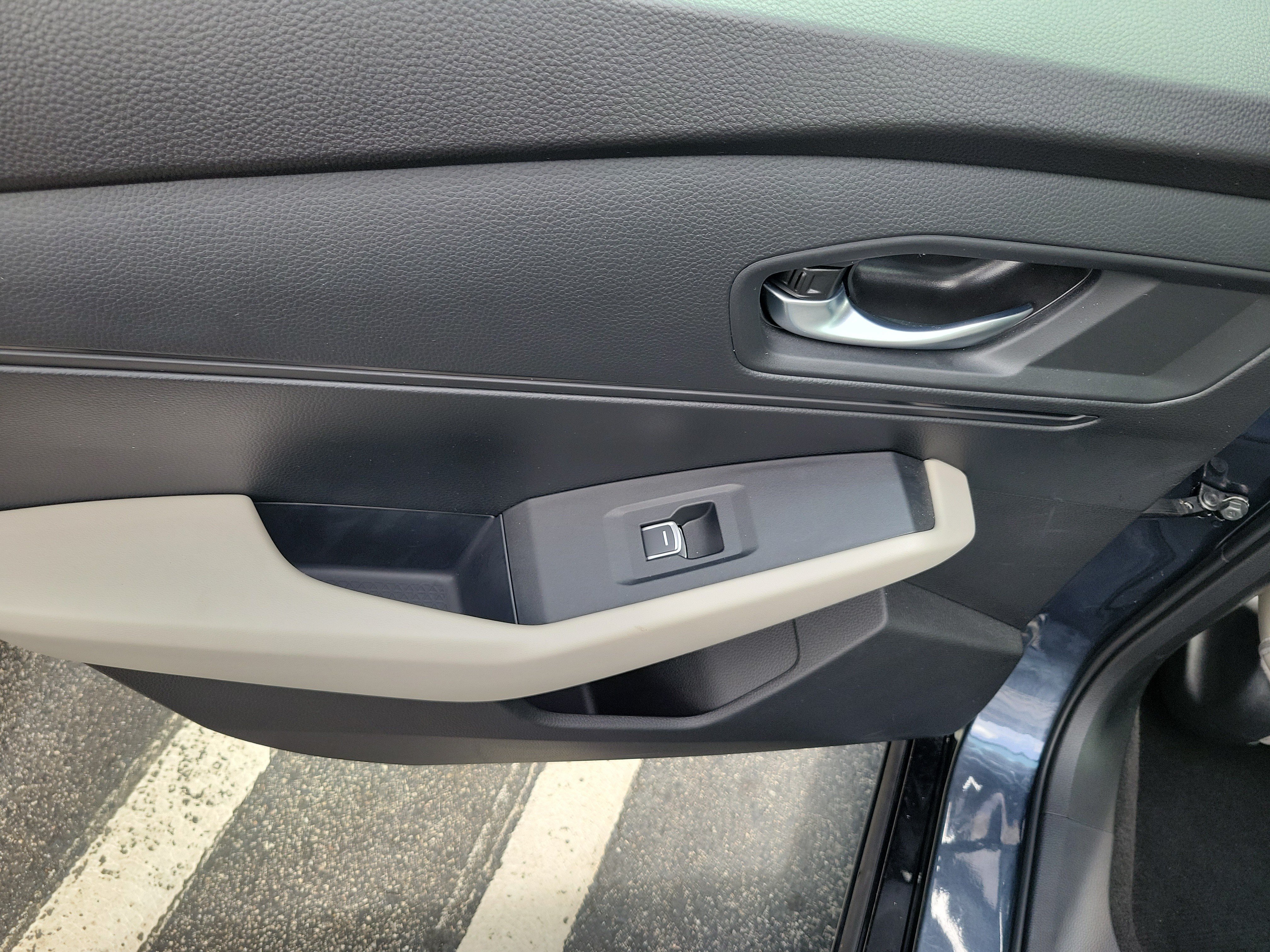 Used 2024 Honda Accord EX-L image 10