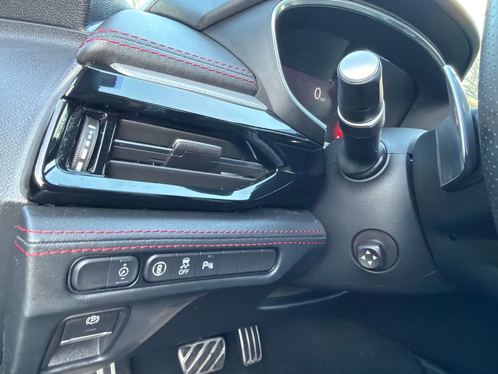 Used 2023 Acura MDX A-Spec image 38