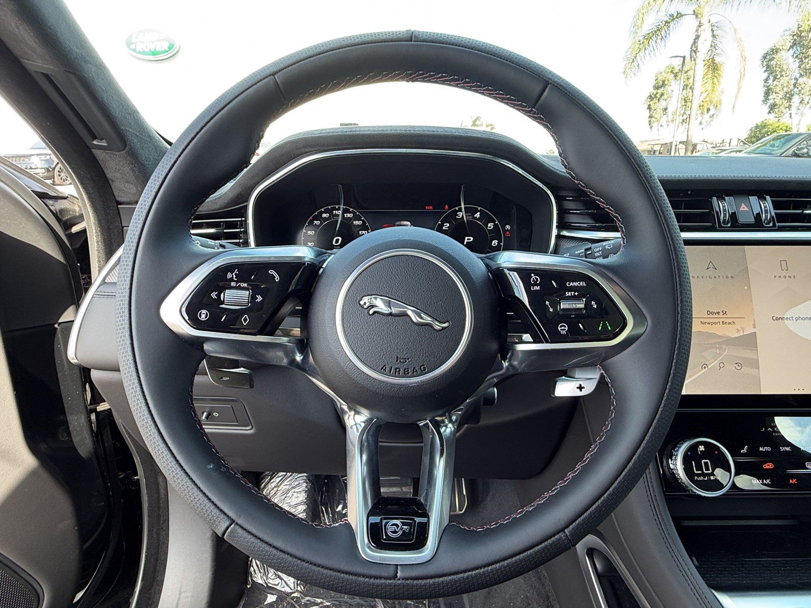 New 2026 Jaguar F-PACE SVR 575 Edition AWD/4WD image 11