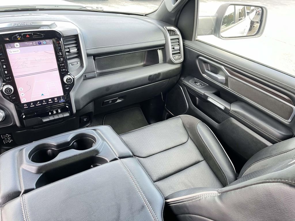 Used 2025 RAM 1500 Laramie image 28