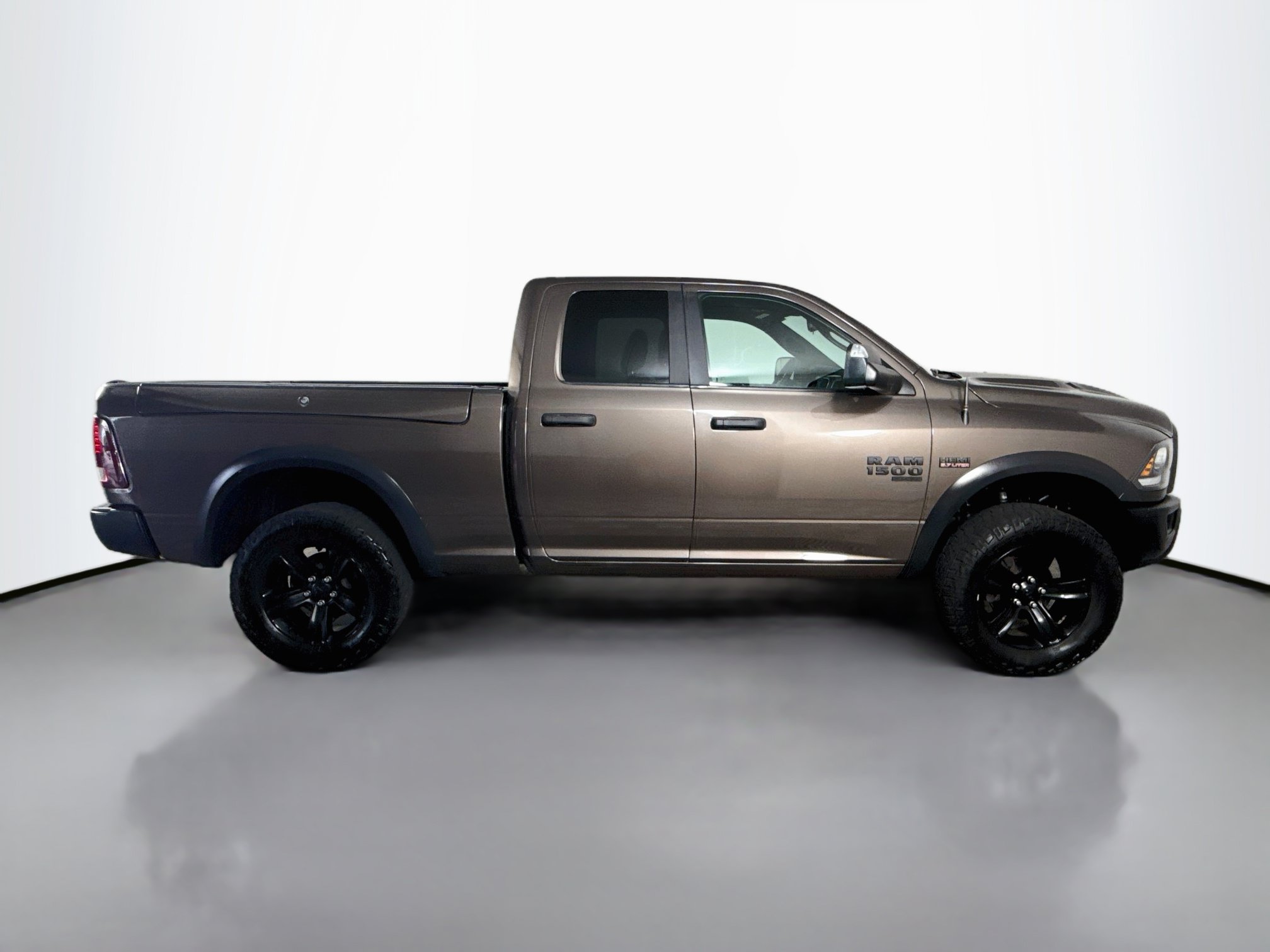Used 2021 RAM 1500 Classic Warlock w/ Trailer & Traction Group AWD/4WD image 11