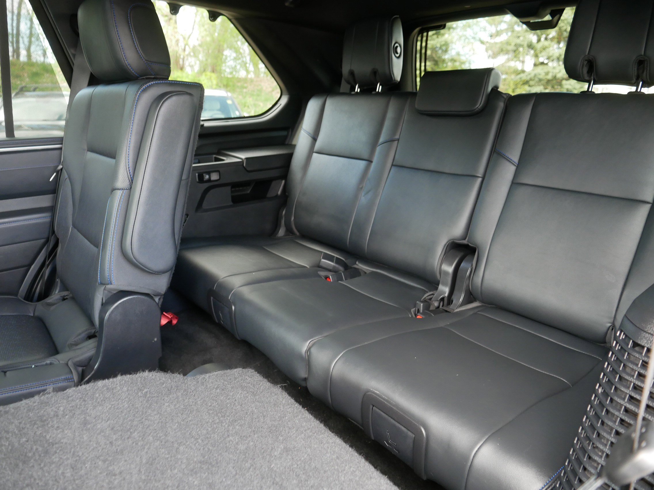 Used 2024 Toyota Sequoia Platinum AWD/4WD image 37