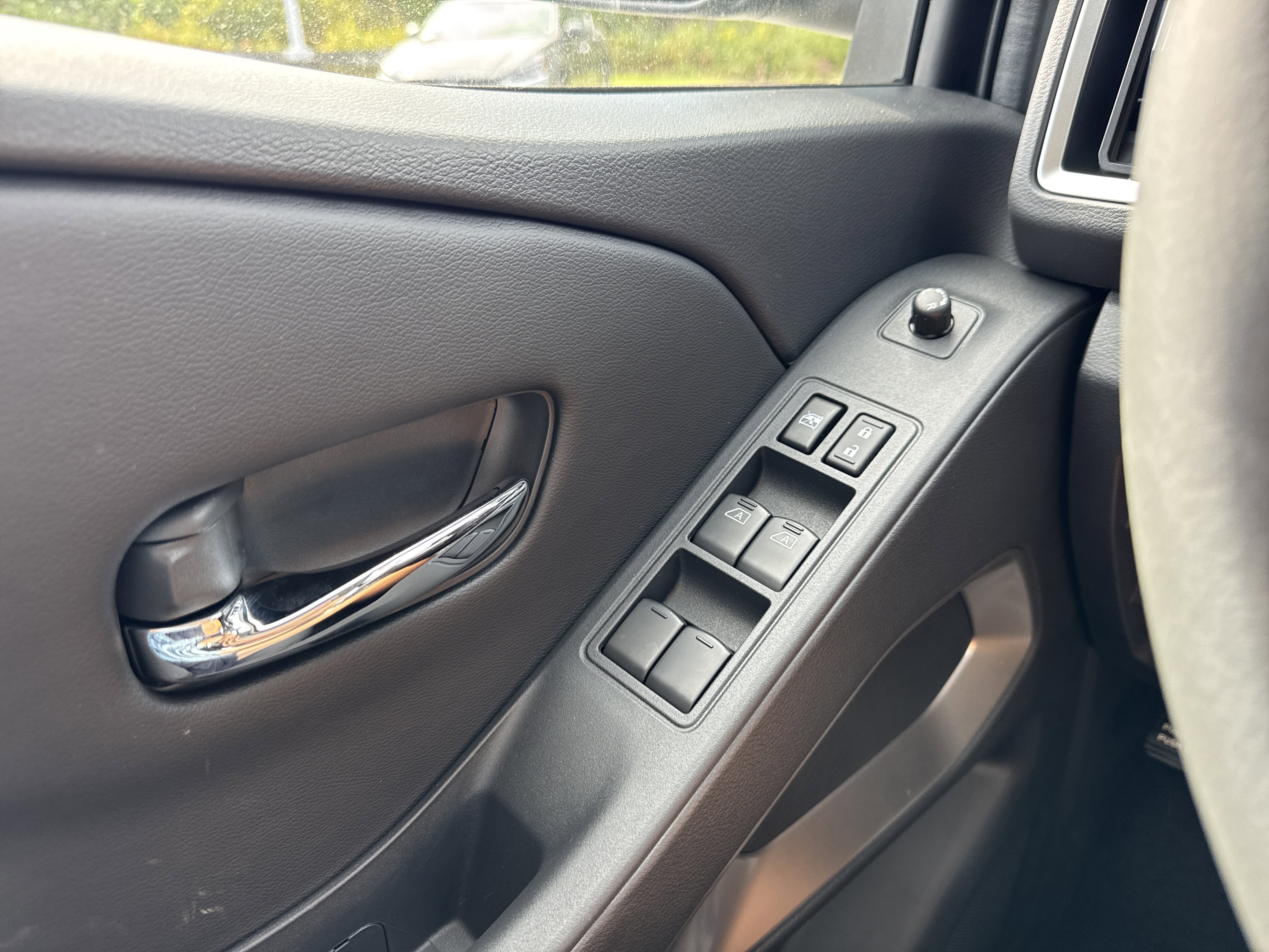 New 2026 Nissan Frontier SV image 23