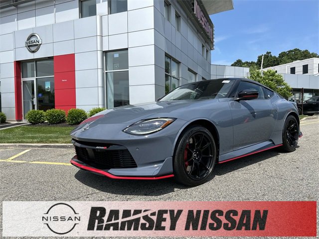 New 2024 Nissan Z NISMO w/ Floor Mat Package