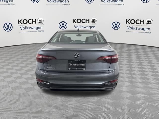 Used 2024 Volkswagen Jetta S image 7