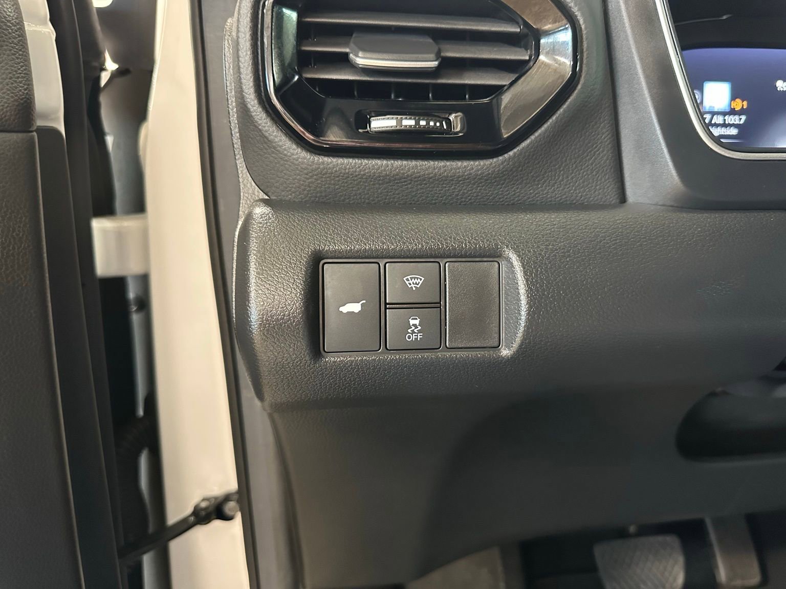 Used 2025 Honda Pilot Black Edition image 24