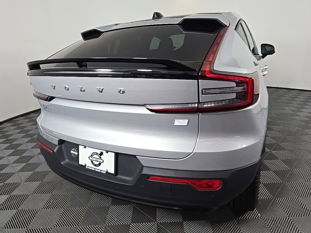 Certified 2023 Volvo C40 P8 Recharge Ultimate image 9