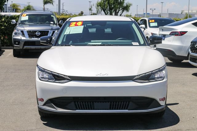 Used 2024 Kia EV6 Light RWD image 2