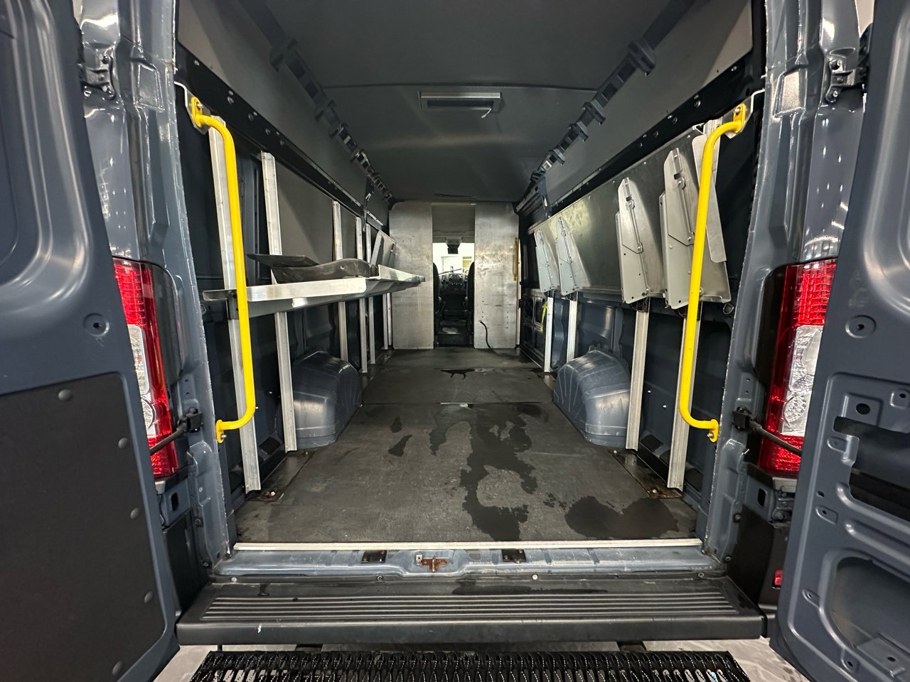 Used 2020 RAM ProMaster 3500 image 8