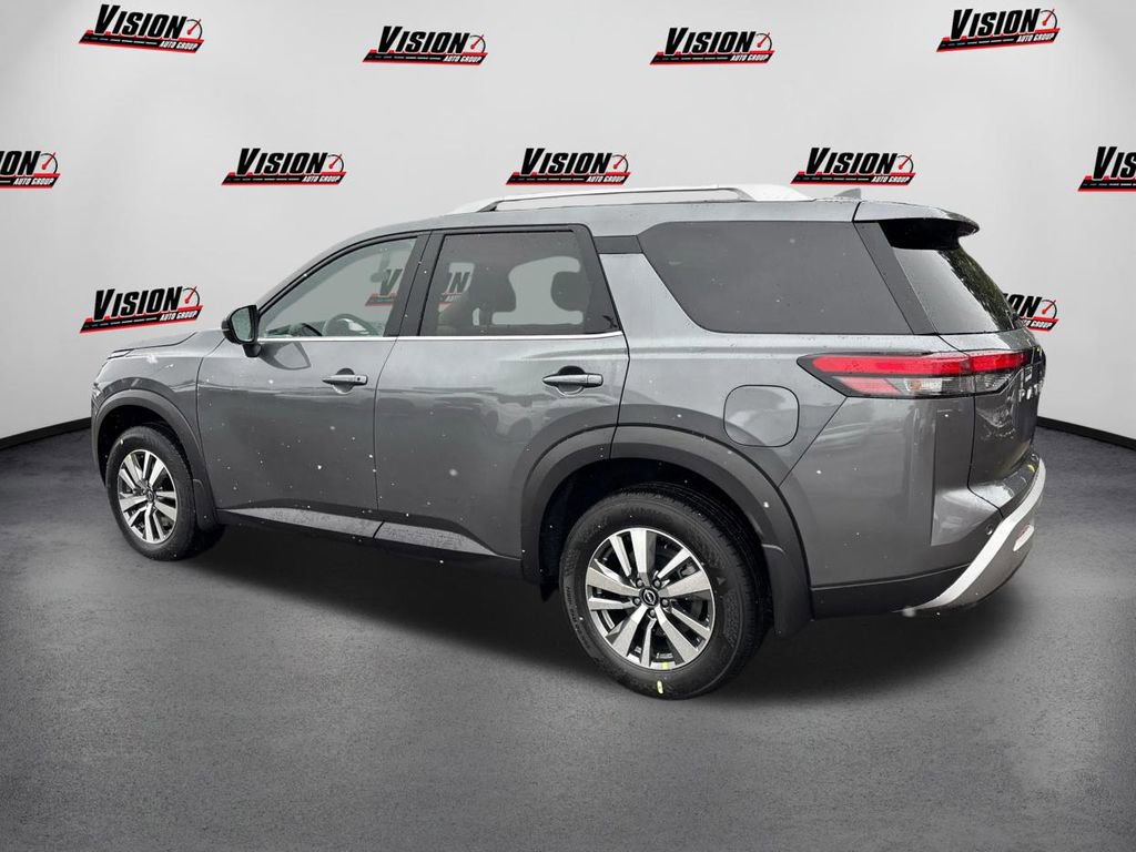 New 2025 Nissan Pathfinder SL image 7