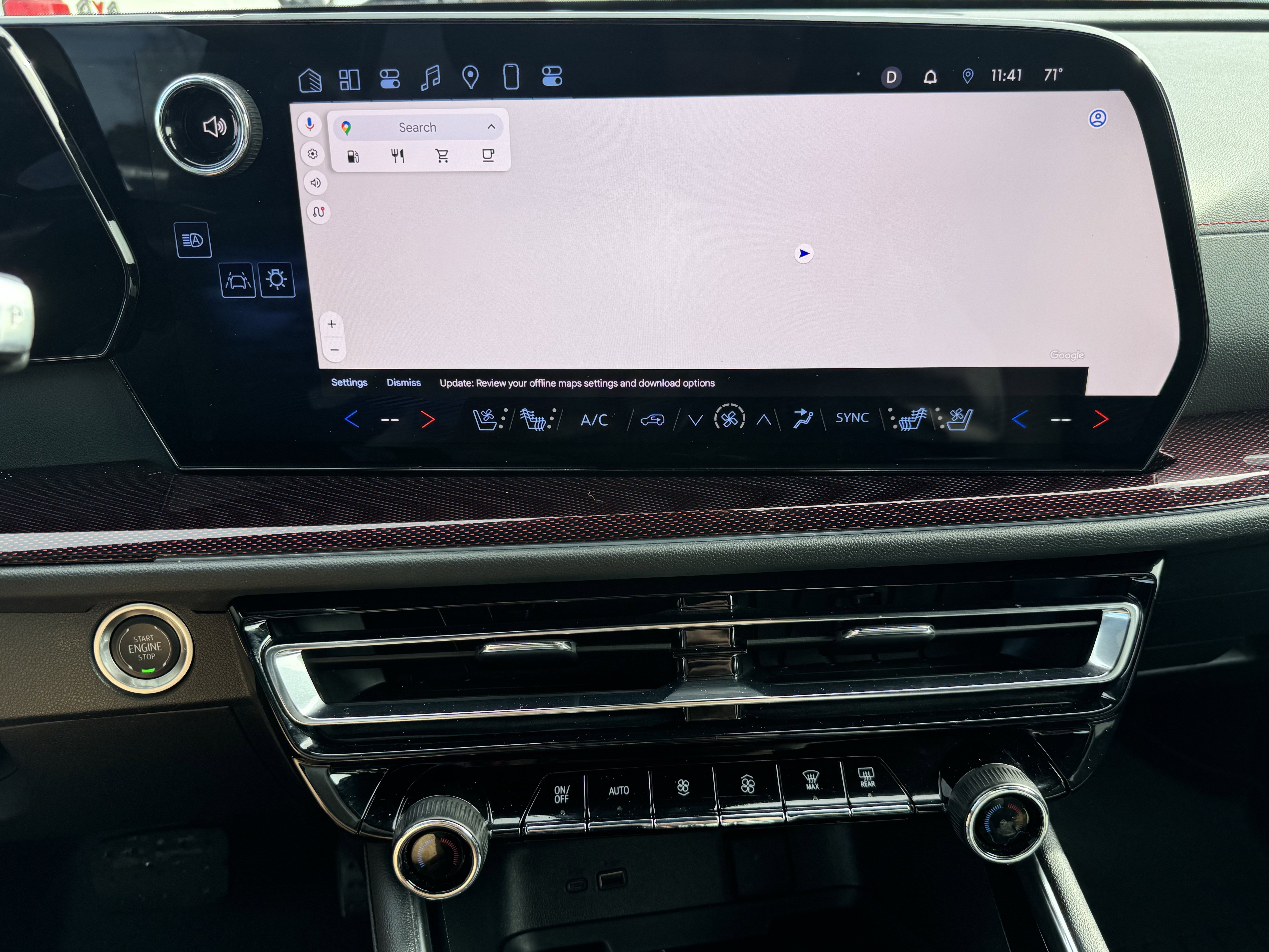 Used 2024 Chevrolet Traverse RS image 18