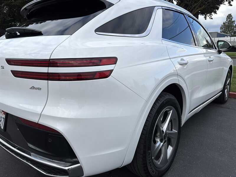 Used 2026 Genesis GV70 2.5T Select AWD/4WD image 12