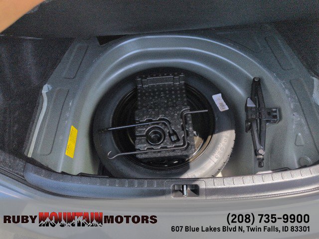 Used 2016 Toyota Corolla LE FWD image 30