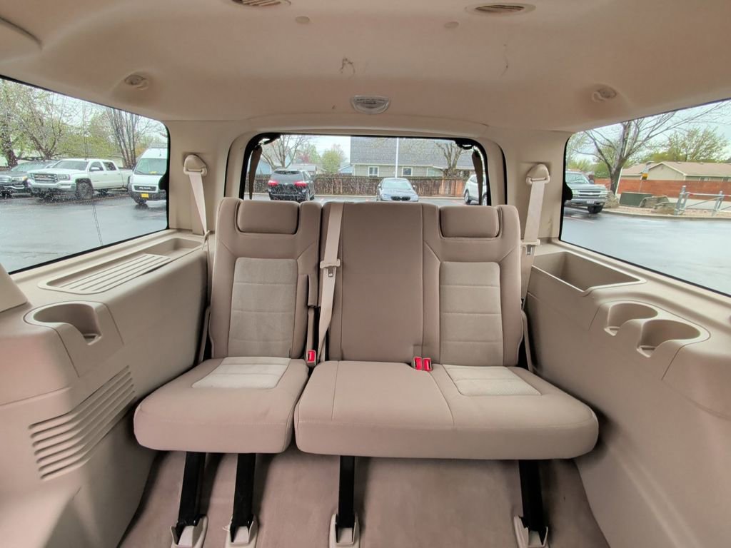 Used 2004 Ford Expedition XLT AWD/4WD image 16