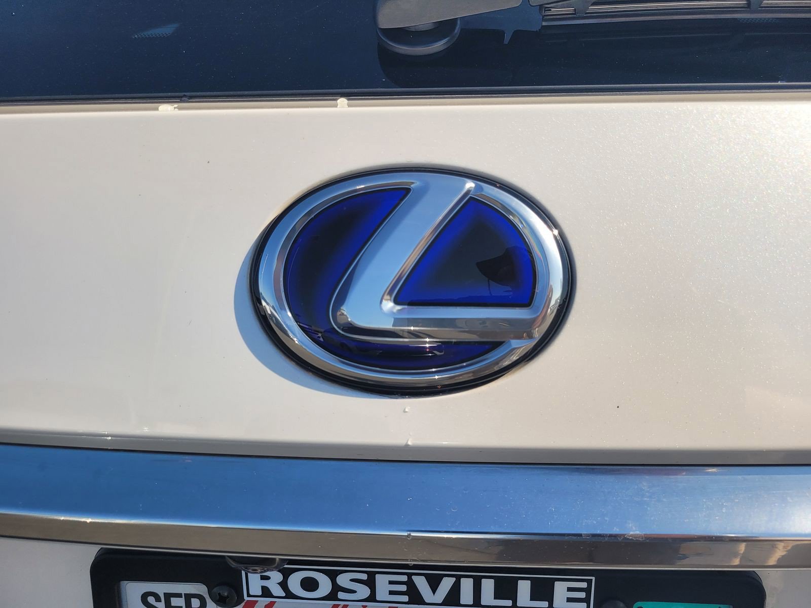 Used 2022 Lexus RX 450hL Luxury w/ Cold Area Package (CT) AWD/4WD image 6