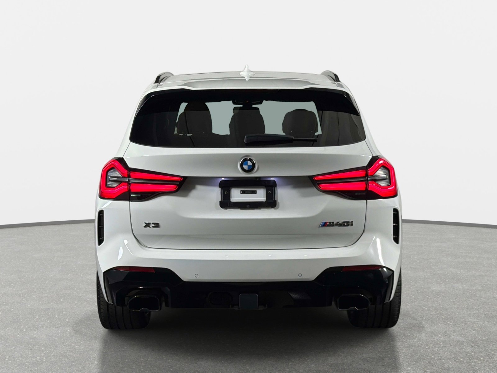 Used 2024 BMW X3 M40i w/ Premium Essential Package AWD/4WD image 4