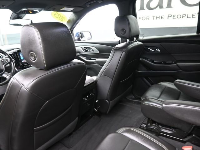 Used 2023 Chevrolet Traverse LT image 25