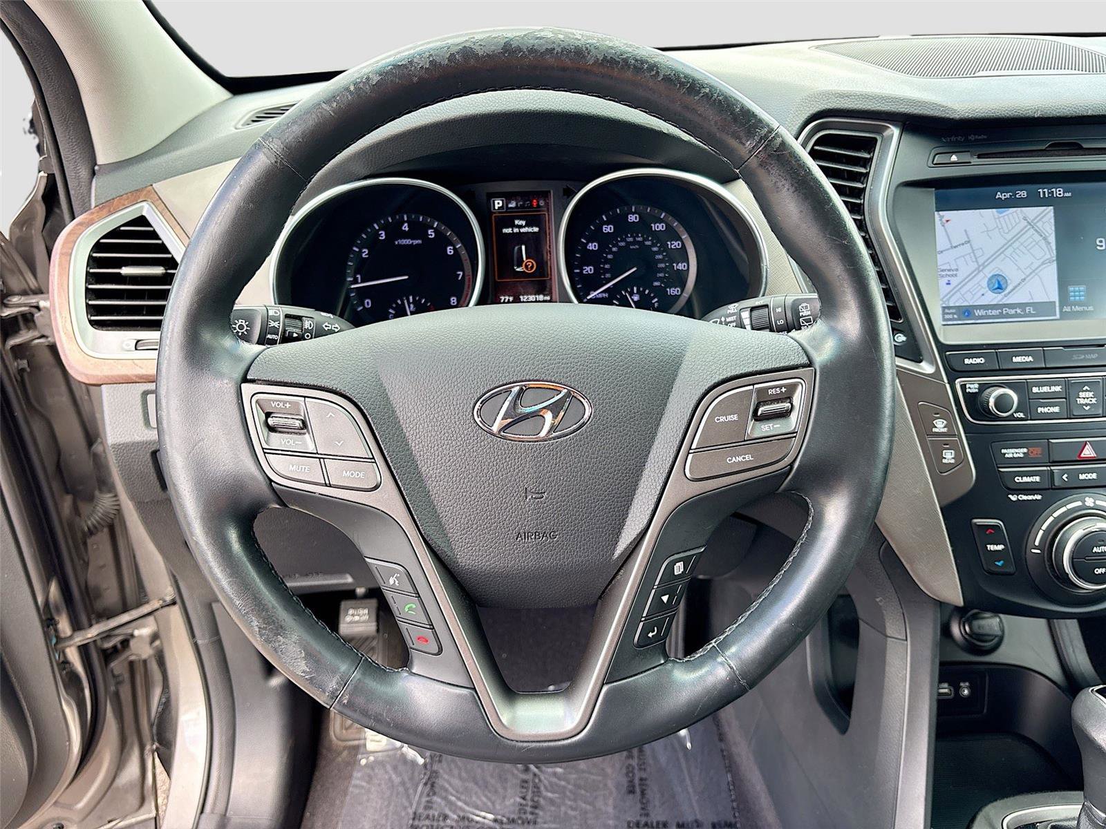 Used 2018 Hyundai Santa Fe Sport FWD image 11