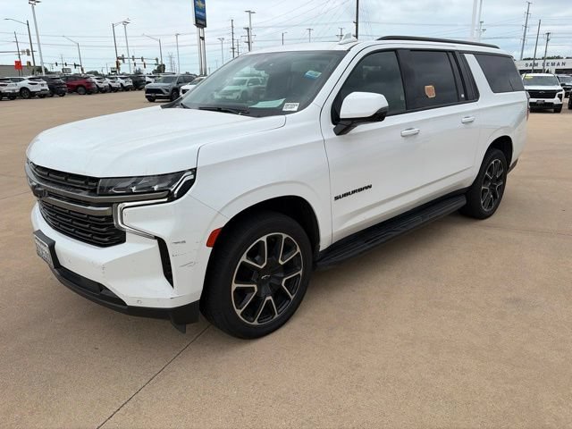 Used 2022 Chevrolet Suburban RST w/ Sport Performance Package AWD/4WD image 5