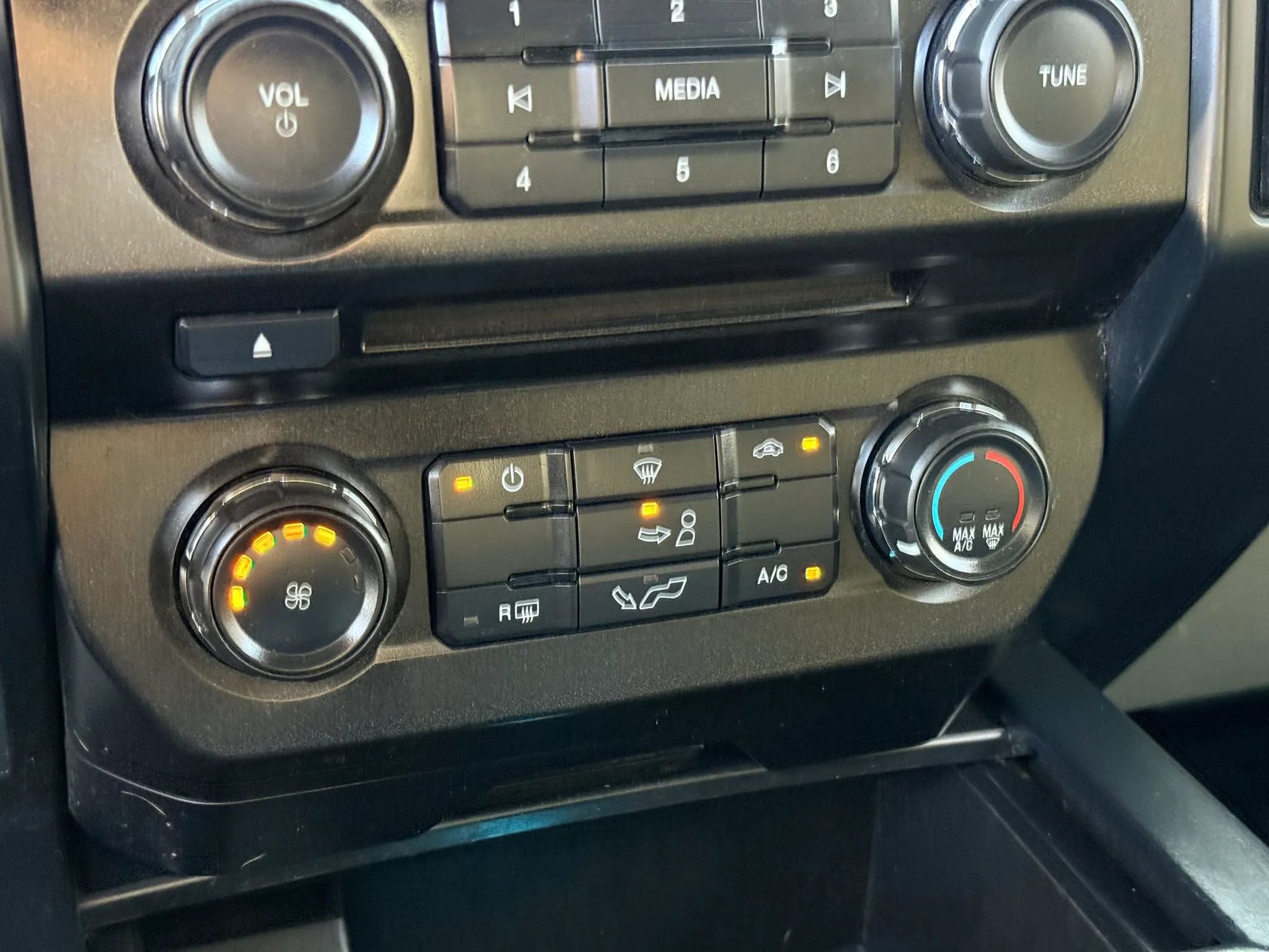 Used 2018 Ford F150 XL w/ Equipment Group 101A Mid image 22