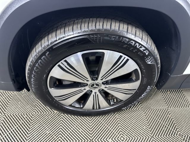 Used 2023 Mercedes-Benz EQB 300 4MATIC w/ Exclusive Package image 10