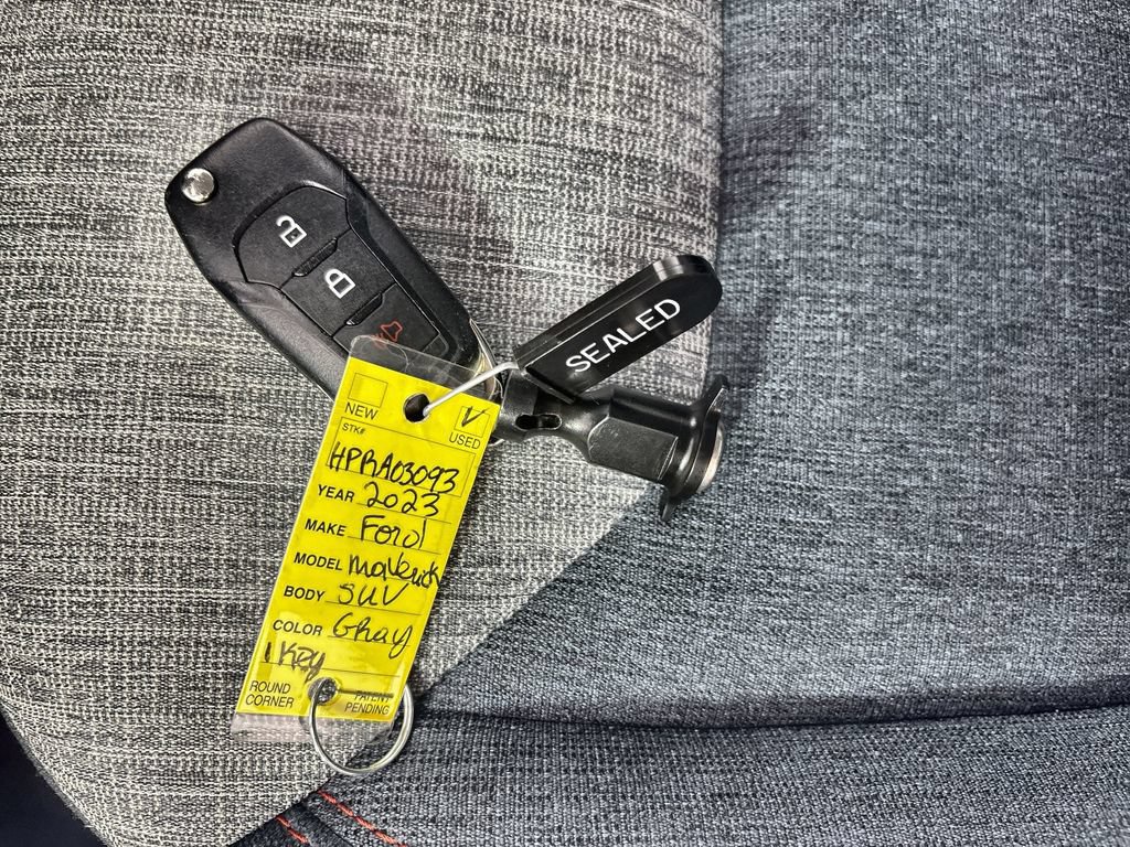 Used 2023 Ford Maverick XLT FWD image 25
