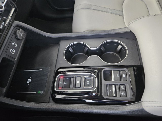 Used 2023 Honda Pilot Touring image 28