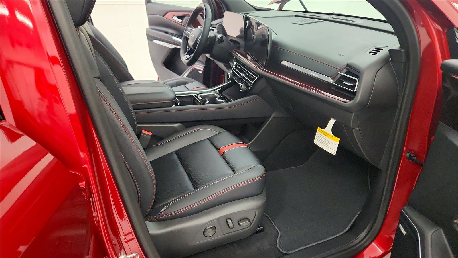 New 2026 Chevrolet Traverse RS FWD image 35