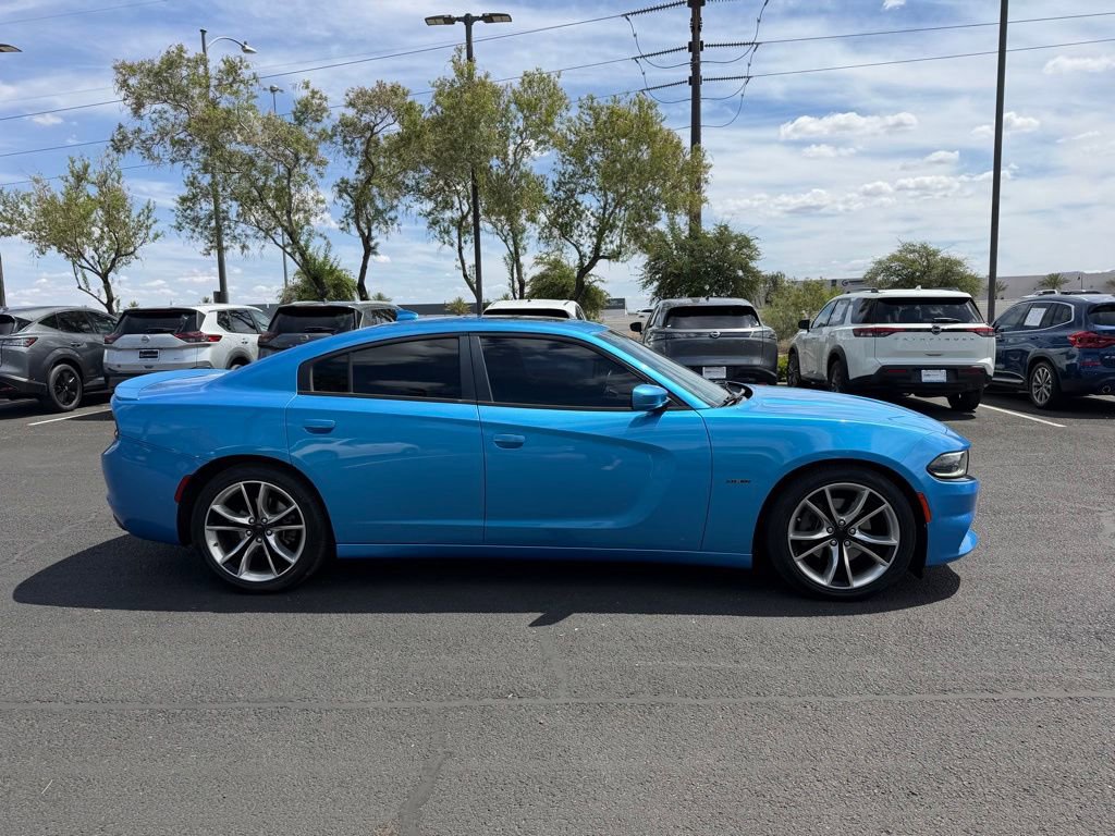 Used 2015 Dodge Charger R/T RWD image 4