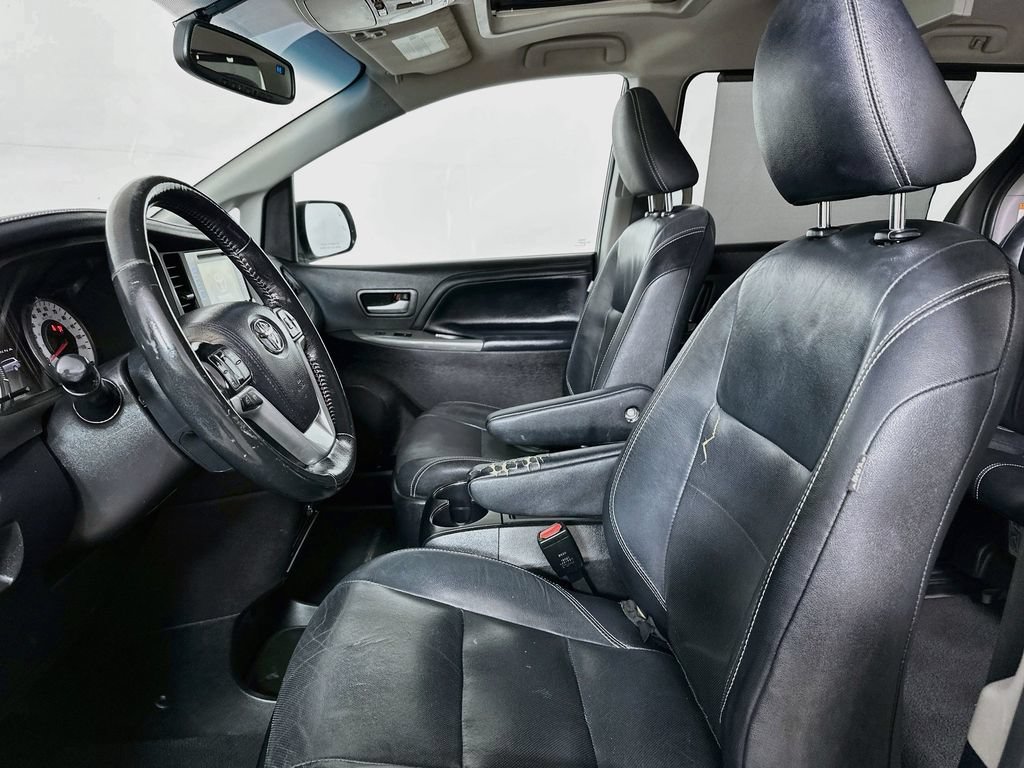 Used 2015 Toyota Sienna SE Premium FWD image 8