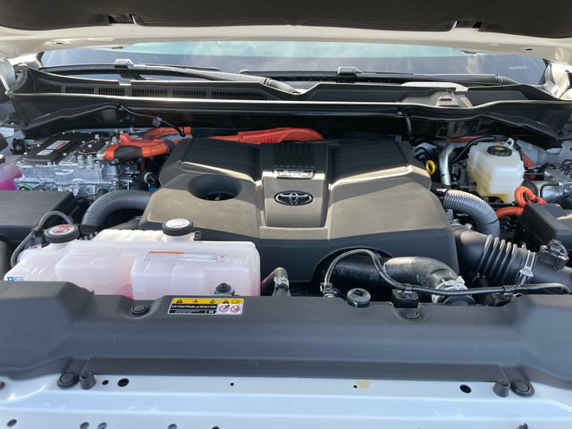 New 2026 Toyota Tundra Limited w/ Limited PVM Package AWD/4WD image 32