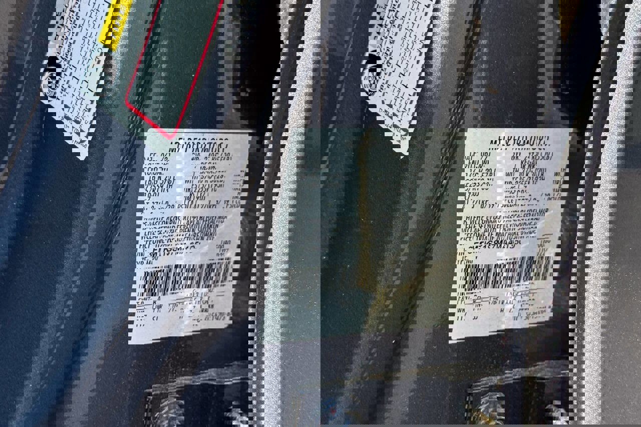 Used 2021 Ford Mustang Mach-E Select w/ Comfort/Appearance Package AWD/4WD image 16