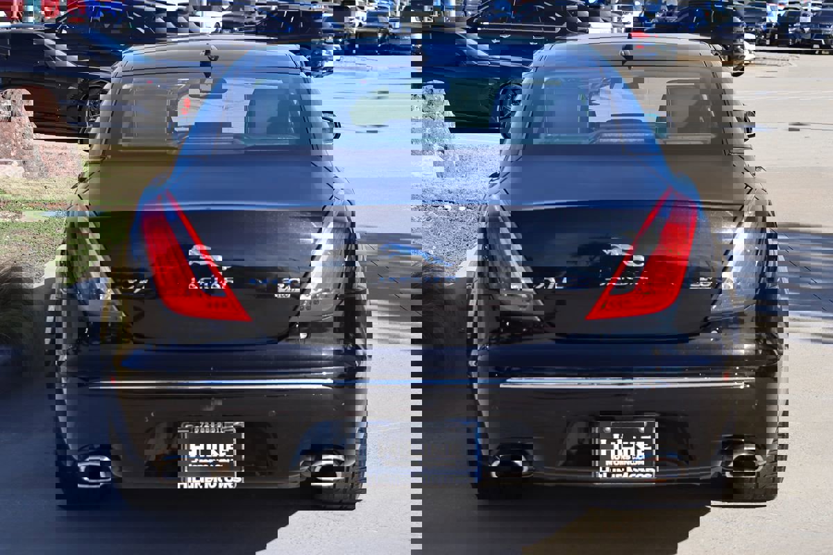 Used 2014 Jaguar XJ L Portfolio image 8