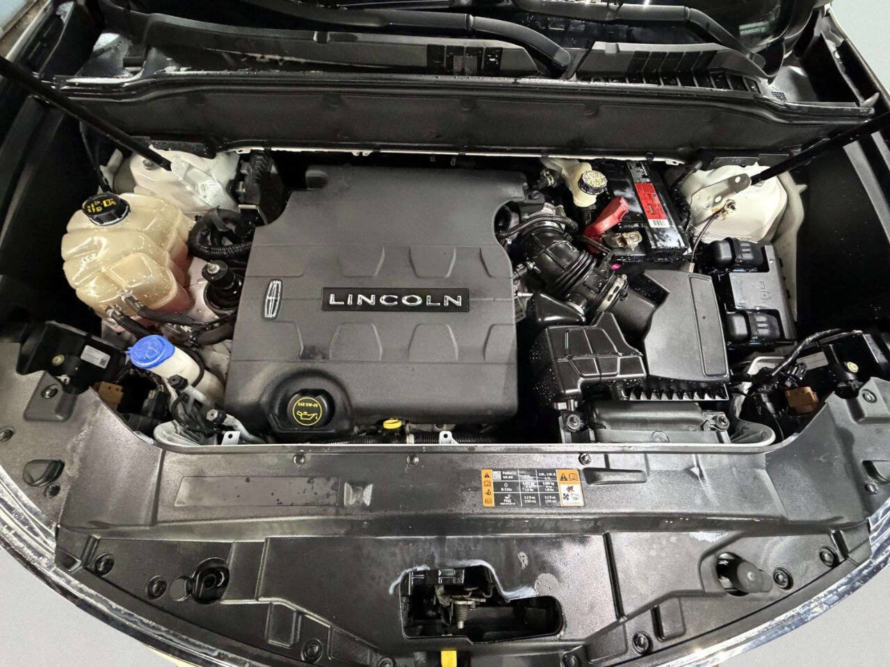 Used 2016 Lincoln MKX Reserve w/ Equipment Group 102A image 29