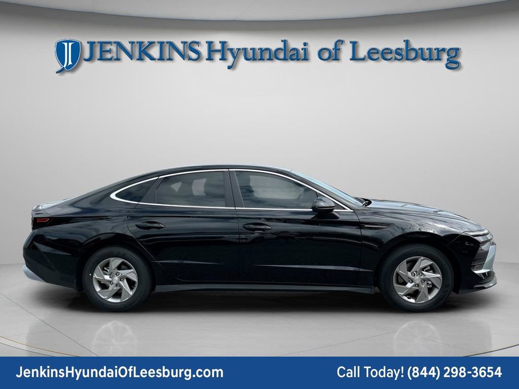 New 2026 Hyundai Sonata SE image 2