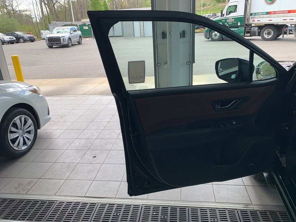 New 2026 Subaru Outback Touring image 11