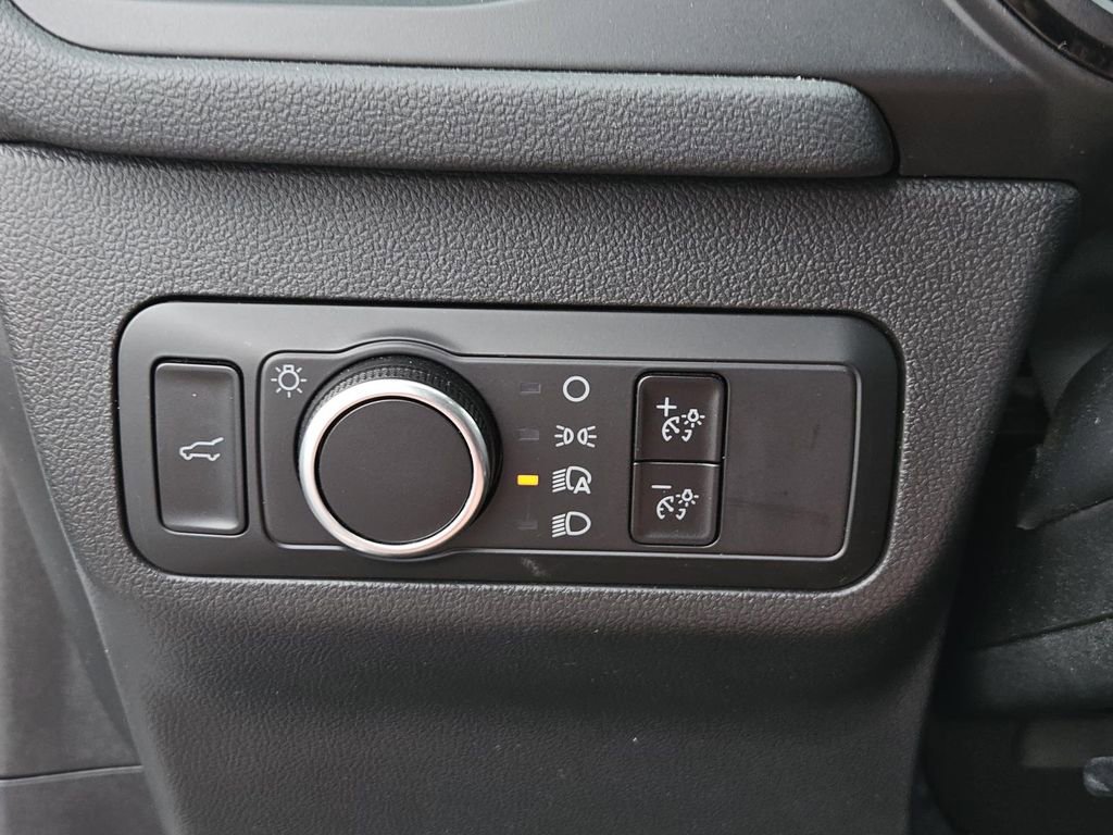 Used 2023 Ford Escape ST-Line image 16