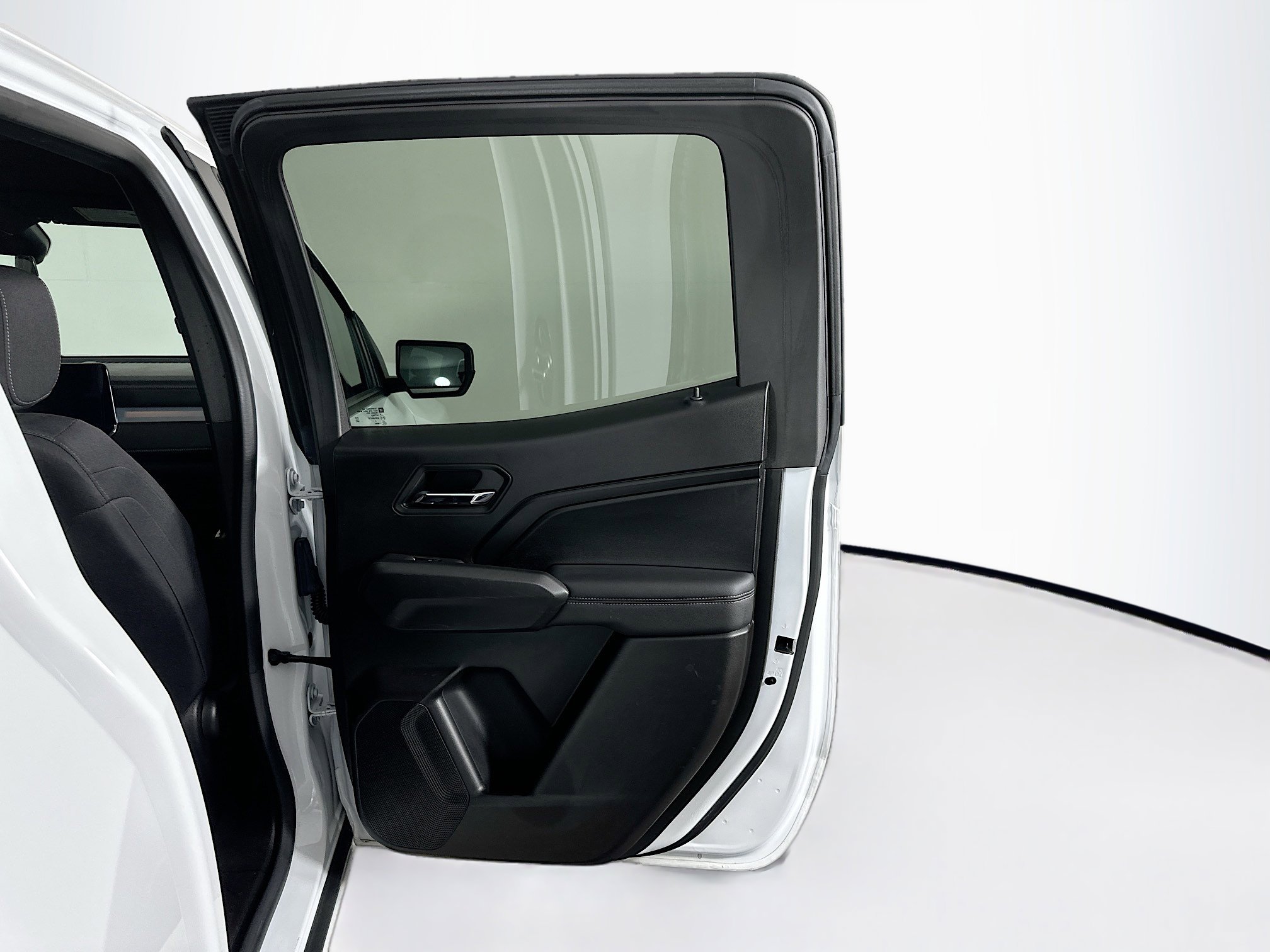 Used 2024 Chevrolet Colorado LT w/ LT Convenience Package image 29