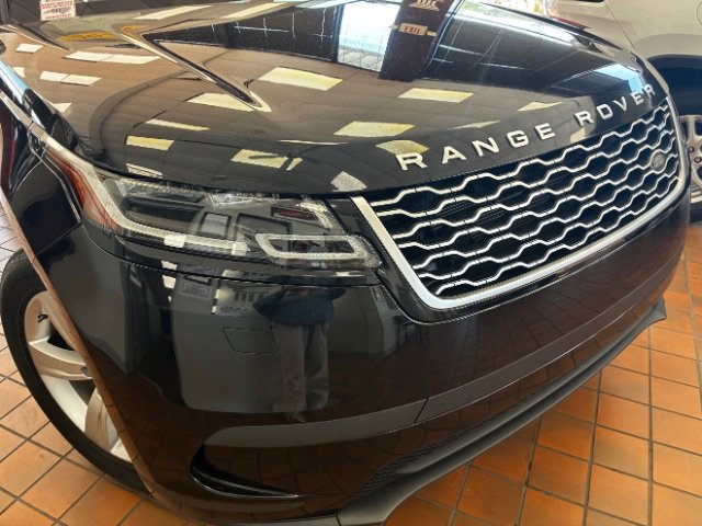 Used 2020 Land Rover Range Rover Velar S image 2