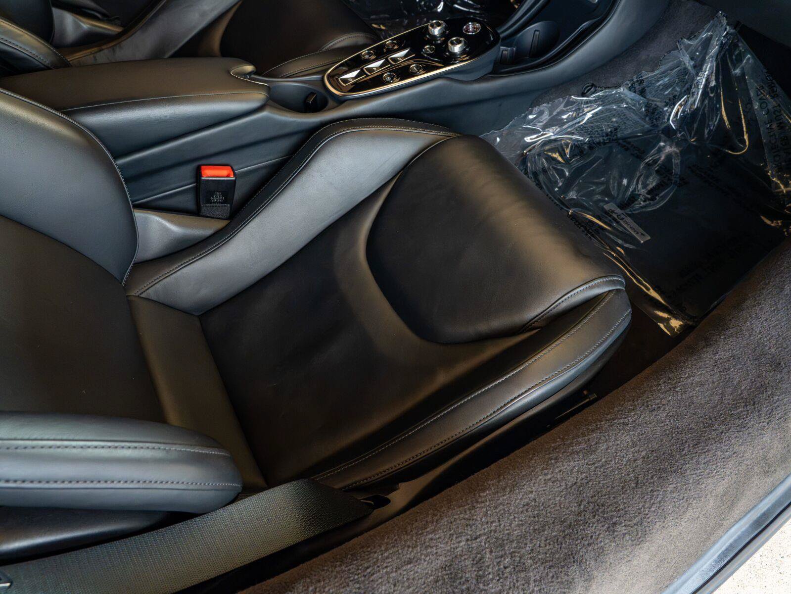 Used 2020 McLaren GT RWD image 23