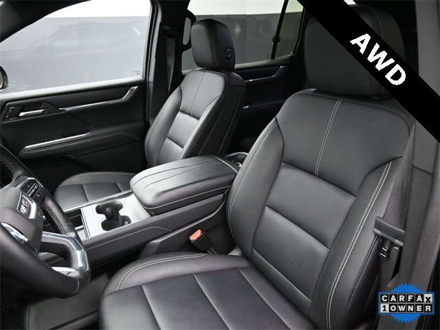 Used 2024 GMC Acadia Elevation image 14