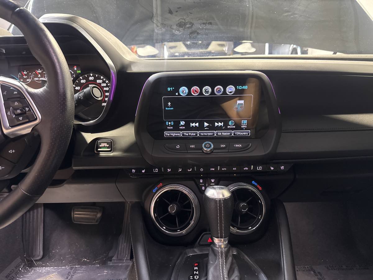 Used 2017 Chevrolet Camaro SS RWD image 17