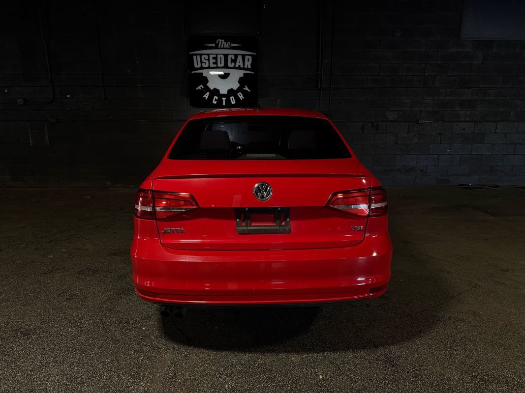 Used 2015 Volkswagen Jetta Sport FWD image 5