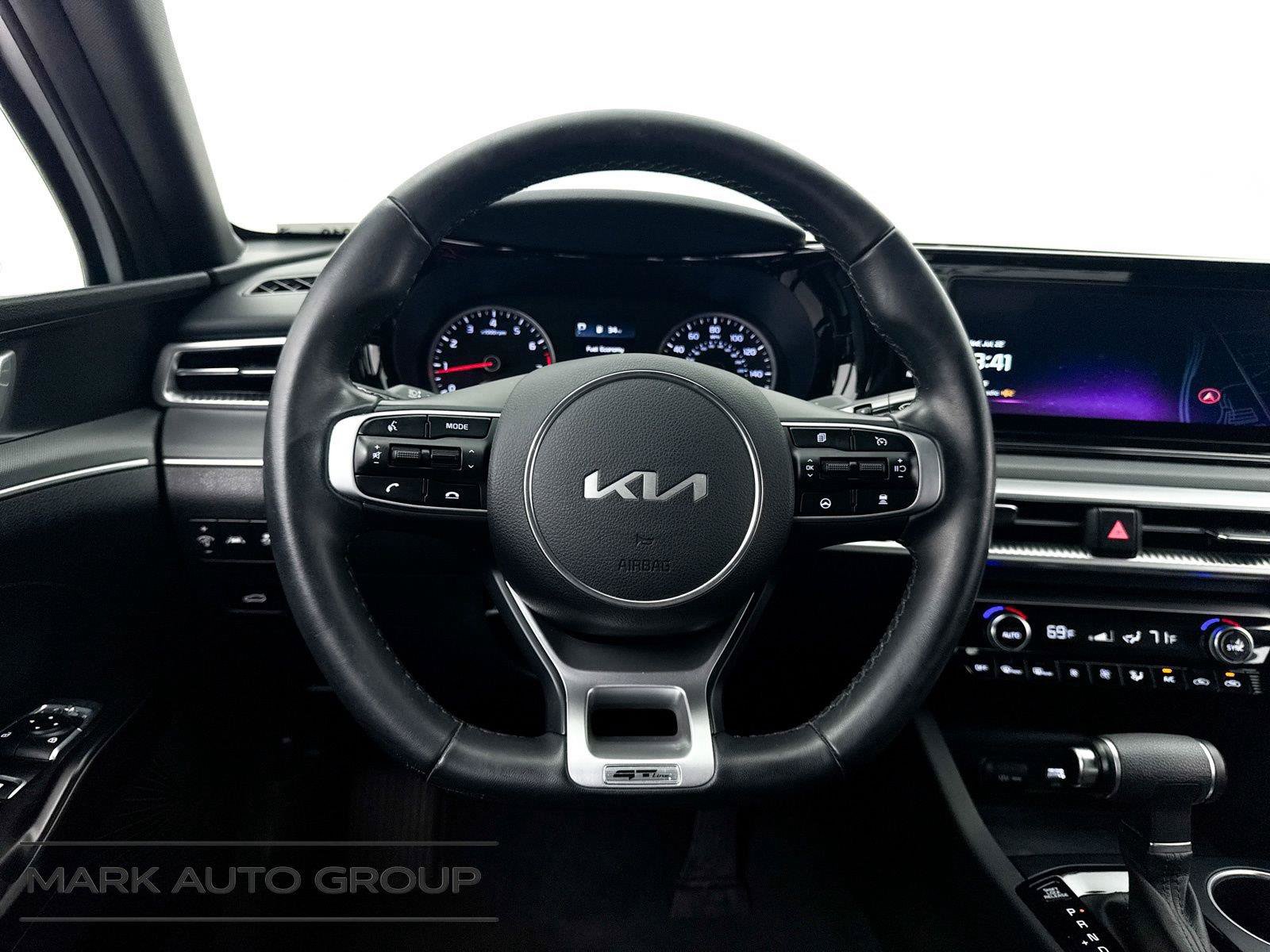Used 2024 Kia K5 GT-Line w/ GT-Line Premium Package FWD image 3