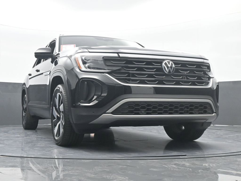 Used 2024 Volkswagen Atlas Cross Sport SE image 62
